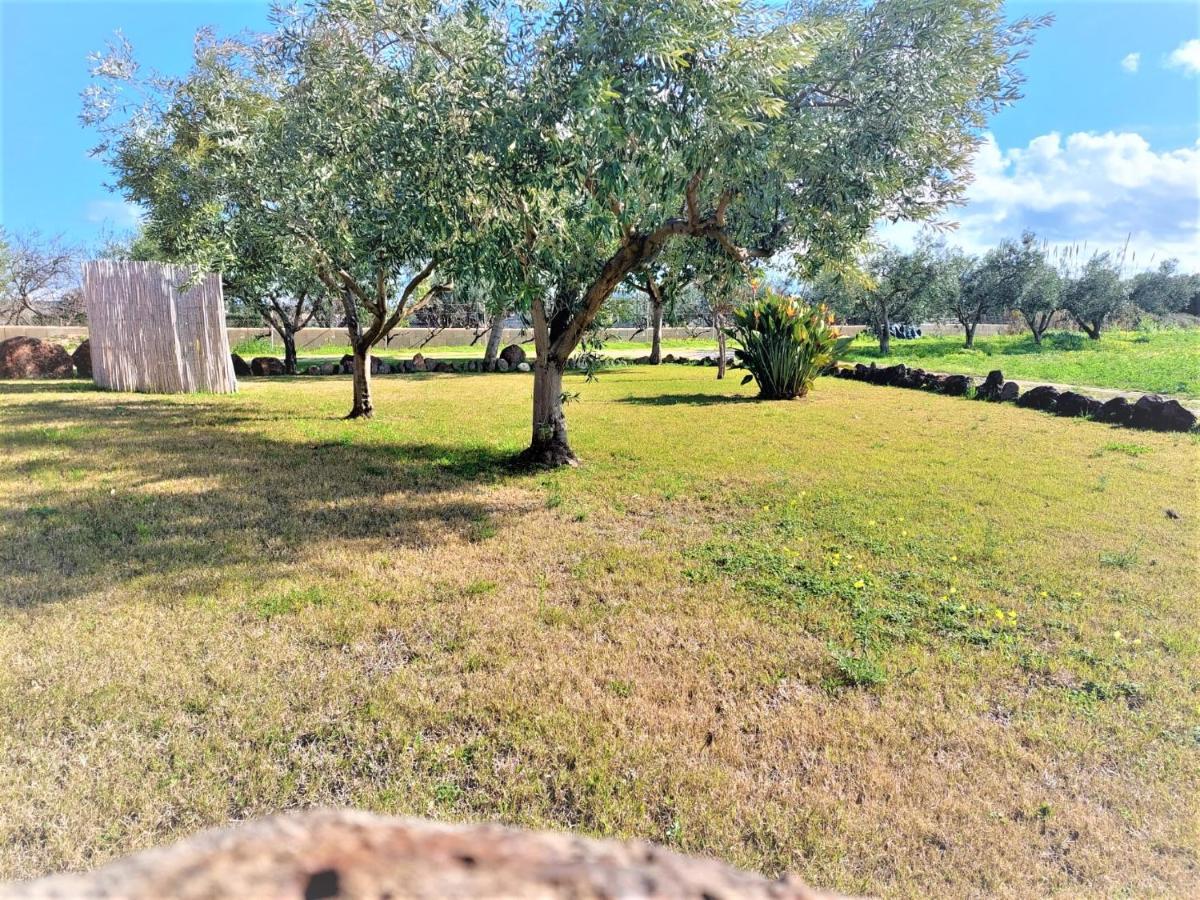 אורוסיי Appartamenti Sisula Manna מראה חיצוני תמונה